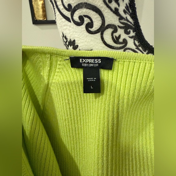 Express Green One-Shoulder Ribbed Dress - Picture 8 of 9